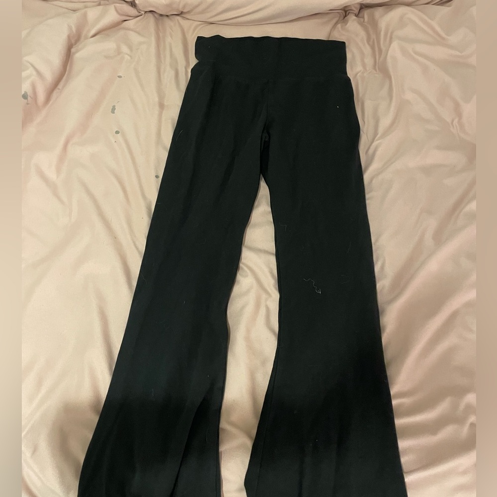 BRANDY MELVILLE - flared leggings